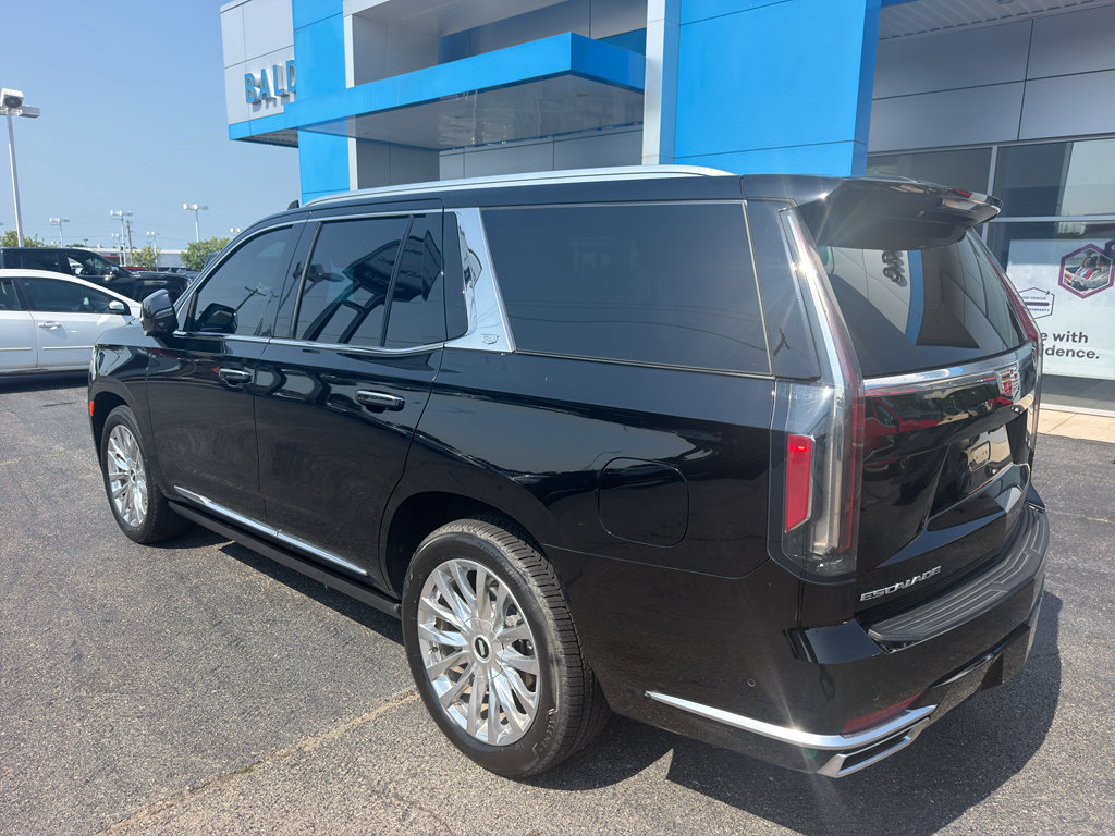 Used 2023 Cadillac Escalade Premium Luxury w/ Performance Package AWD/4WD image 6