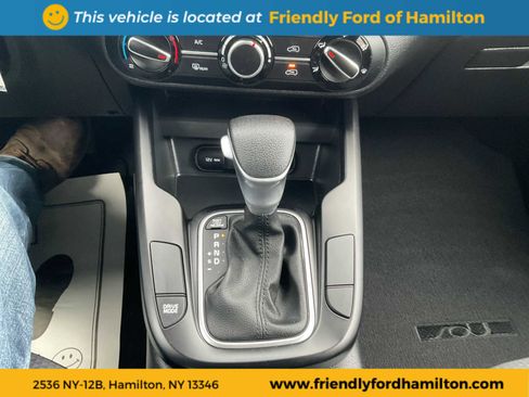 Used 2025 Kia Soul LX image 21