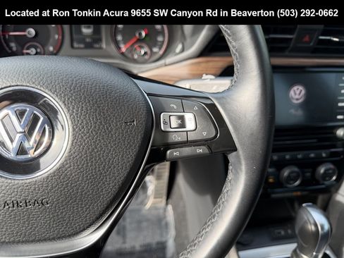 Used 2020 Volkswagen Passat 2.0T SEL image 18