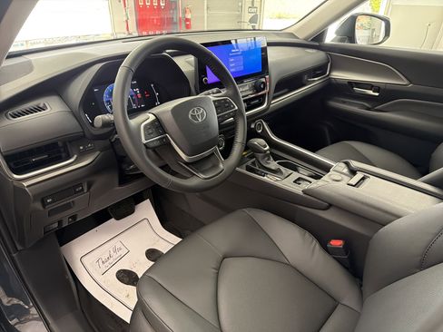 New 2026 Toyota Grand Highlander XLE AWD/4WD image 21
