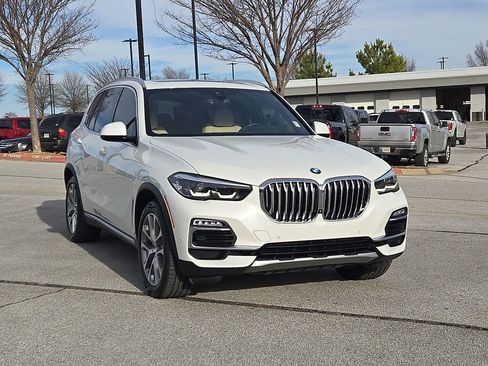 Used 2020 BMW X5 xDrive40i w/ Premium Package image 1