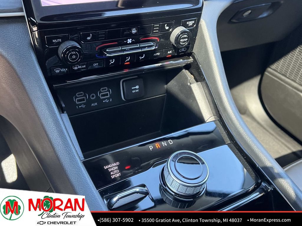 Used 2023 Jeep Grand Cherokee Limited AWD/4WD image 24