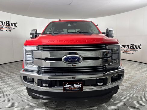 Used 2019 Ford F250 Lariat w/ Lariat Ultimate Package AWD/4WD image 2