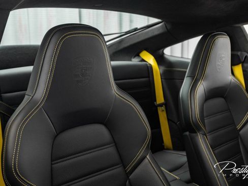 Used 2022 Porsche 911 Turbo image 39