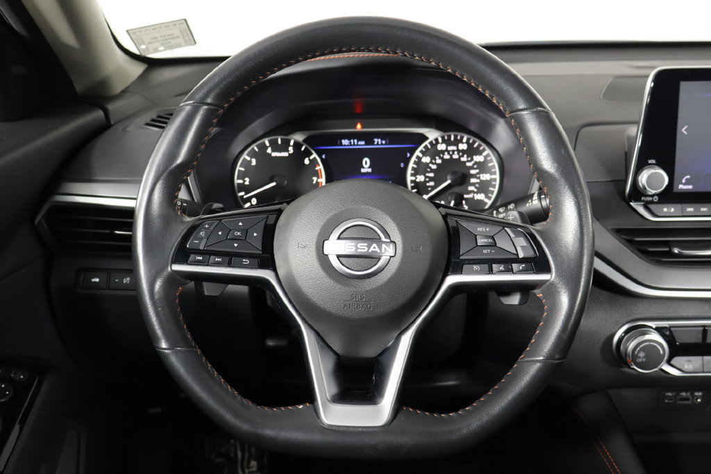 Used 2024 Nissan Altima 2.5 SR AWD/4WD image 7
