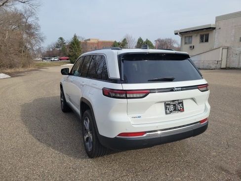 Used 2024 Jeep Grand Cherokee Limited 4xe w/ Luxury Tech Group II image 20