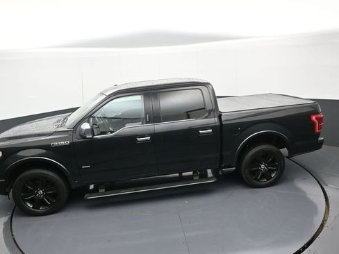 Used 2015 Ford F150 Platinum w/ Equipment Group 701A Luxury image 32