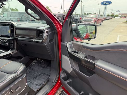 Certified 2022 Ford F150 Platinum w/ Equipment Group 701A High AWD/4WD image 17