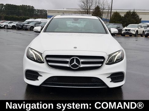 Used 2019 Mercedes-Benz E 300 4MATIC w/ Premium 1 Package image 4
