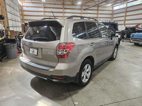 Used 2014 Subaru Forester 2.5i Touring AWD/4WD image 8