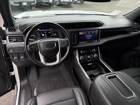 Used 2021 GMC Yukon Denali w/ LPO, Illumination Package image 28