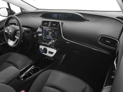 Used 2017 Toyota Prius Prime Advanced w/ Carpet Mat Package FWD image 16