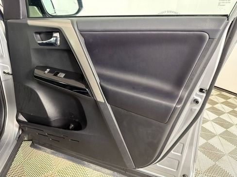 Used 2018 Toyota RAV4 Limited w/ Advanced Technology Package FWD image 15
