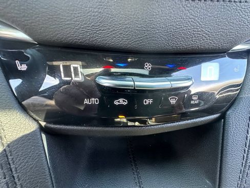 Used 2023 Cadillac XT5 Premium Luxury w/ Technology Package AWD/4WD image 24