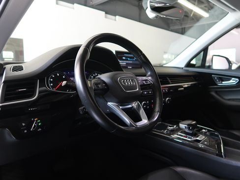Used 2017 Audi Q7 3.0T Premium AWD/4WD image 29