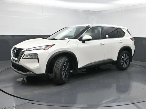 Used 2023 Nissan Rogue SV FWD image 19
