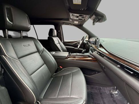 Used 2023 Cadillac Escalade ESV Premium Luxury AWD/4WD image 14