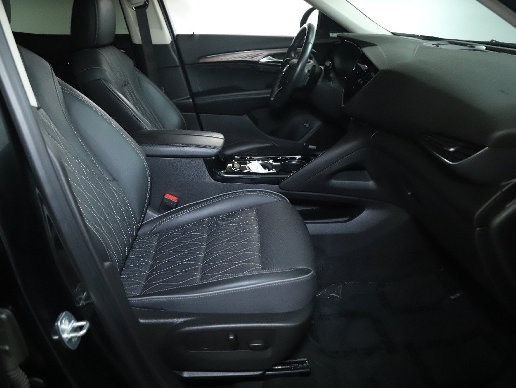 Used 2022 Buick Envision Avenir w/ Technology Package II AWD/4WD image 37