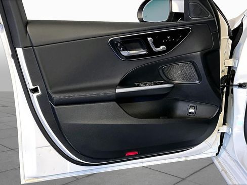 New 2026 Mercedes-Benz C 300 4MATIC Sedan image 11