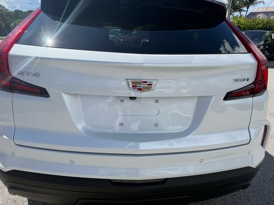 Used 2024 Cadillac XT4 Luxury FWD image 12
