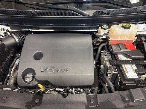 Used 2018 Buick Enclave Premium image 31