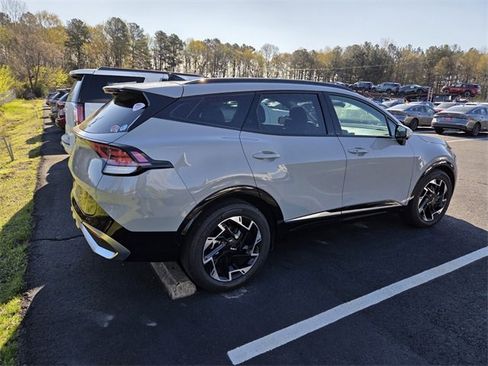 Used 2023 Kia Sportage SX image 5