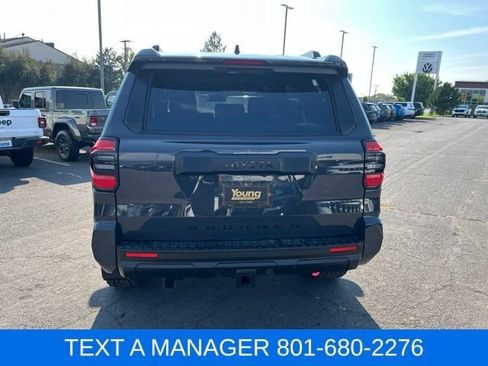 Used 2025 Toyota 4Runner SR5 AWD/4WD image 4