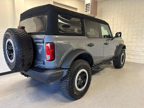 Used 2023 Ford Bronco Black Diamond w/ Sasquatch Package AWD/4WD image 46