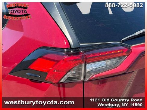 Used 2020 Toyota RAV4 LE w/ All Weather Liner Package AWD/4WD image 11