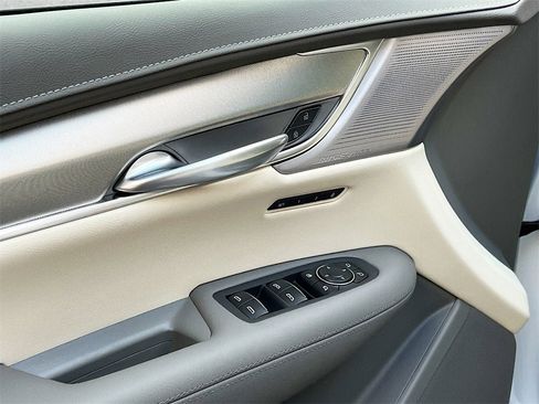 New 2026 Cadillac XT5 Premium Luxury w/ Driver Assist Package image 17