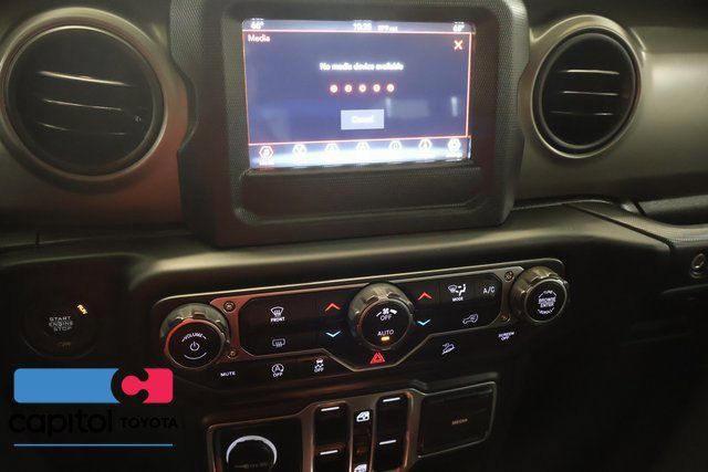 Used 2018 Jeep Wrangler Unlimited Sport S AWD/4WD image 18