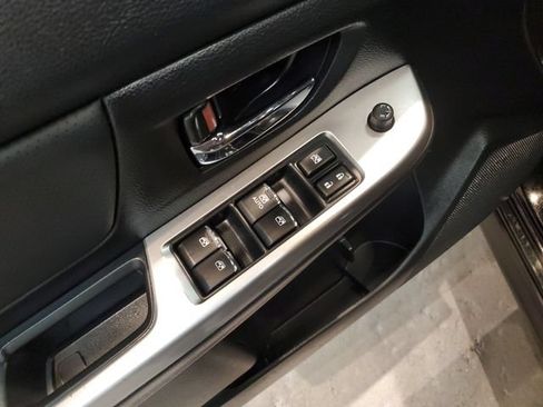Used 2017 Subaru Crosstrek 2.0i Limited AWD/4WD image 12