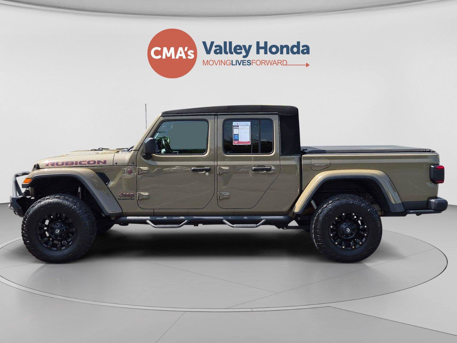 Used 2020 Jeep Gladiator Rubicon w/ LED Lighting Group AWD/4WD image 2