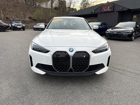 Used 2023 BMW i4 eDrive35 w/ Premium Package image 11