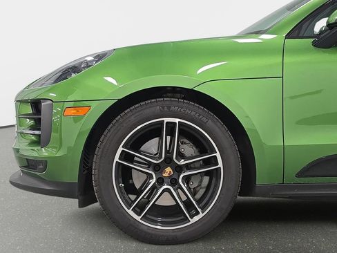 Certified 2019 Porsche Macan S AWD/4WD image 10