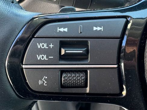 Used 2023 Honda Pilot Elite image 27