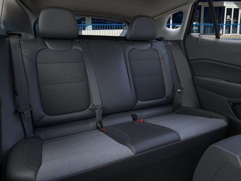 New 2026 Chevrolet Trax LT FWD image 17
