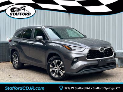 Used 2023 Toyota Highlander XLE