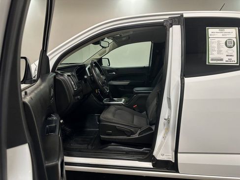 Used 2021 Chevrolet Colorado LT w/ Fleet Safety Package image 61