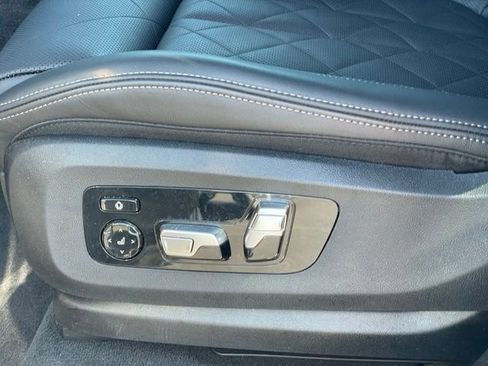 Used 2026 BMW X5 xDrive40i w/ M Sport Package AWD/4WD image 14