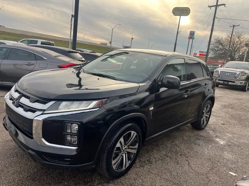 Used 2023 Mitsubishi Outlander Sport ES AWD/4WD image 7
