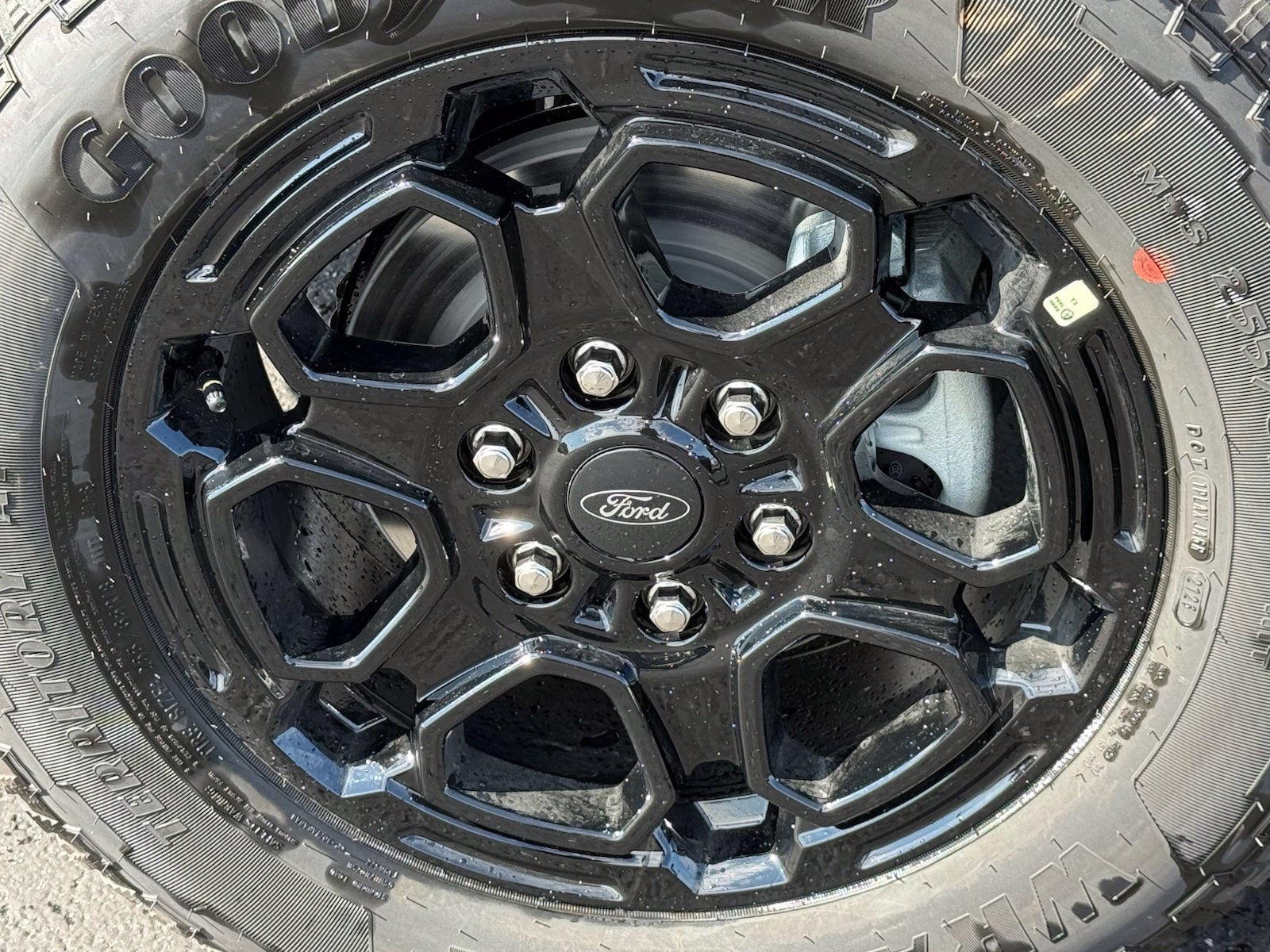 New 2026 Ford Ranger XLT w/ Black Appearance Package AWD/4WD image 13