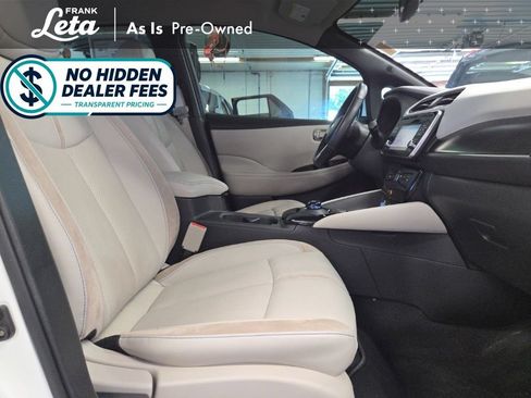 Used 2019 Nissan Leaf SL w/ SL Technology Package FWD image 18