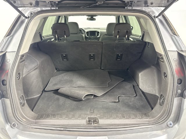 Used 2018 GMC Terrain SLE FWD image 33