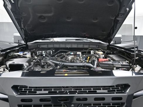 Used 2024 Ford Bronco Badlands image 27