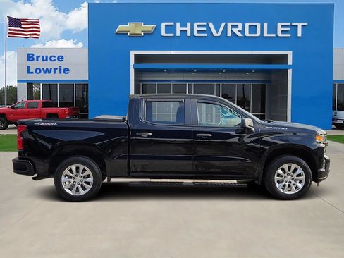 Used 2022 Chevrolet Silverado 1500 Custom AWD/4WD image 6