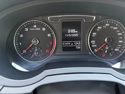 Used 2018 Audi Q3 2.0T Premium Plus w/ Premium Plus Package image 21