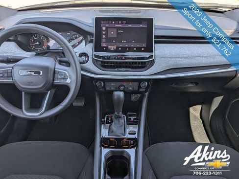 Used 2023 Jeep Compass Sport AWD/4WD image 14