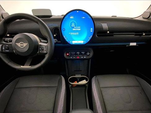 Certified 2025 MINI Cooper S image 16