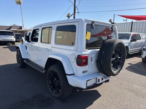 Used 2021 Jeep Wrangler Unlimited Sahara AWD/4WD image 4